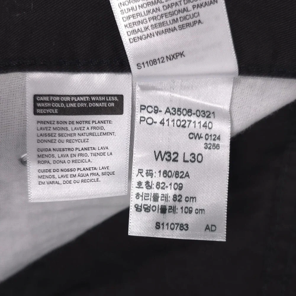 Levi's New 80s‎ Mom Jeans Women 32x29 Black Pants HR Relaxed Tapered A3506-0321